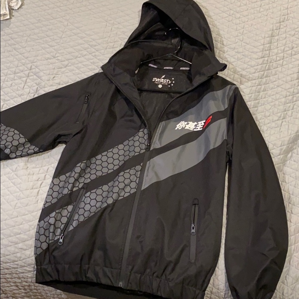 Jacket - Picture 3 of 10